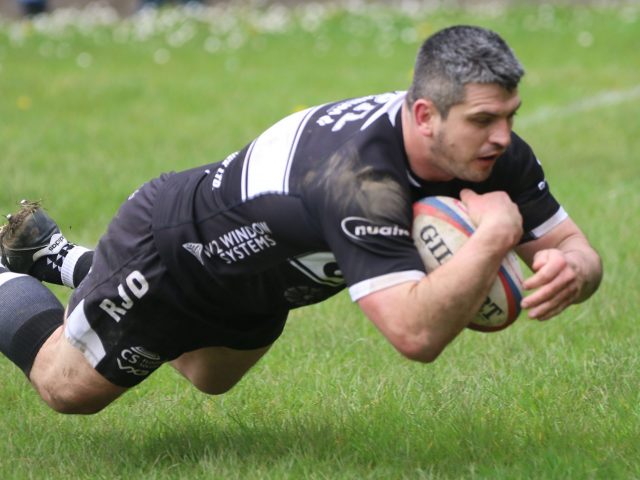 Adam Williams scores five tries as Bedwas overwhelm Ynysddu.